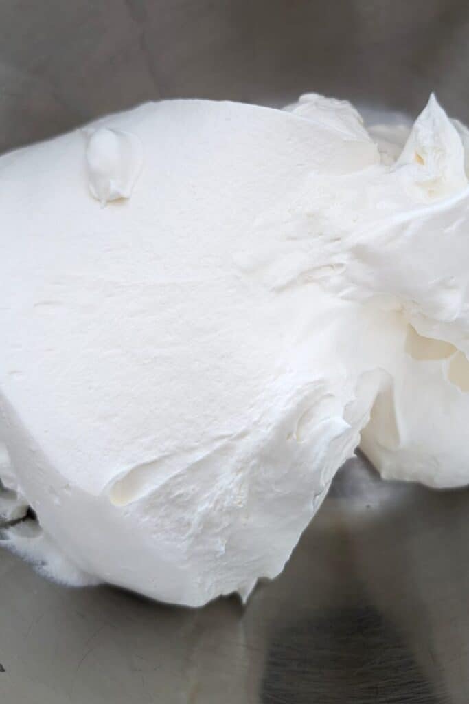 add cool whip to mixing bowl