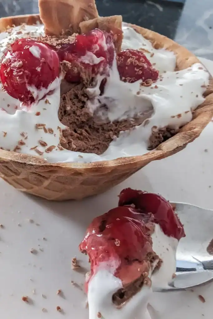 no bake chocolate cherry cheesecake waffles bowls (3
