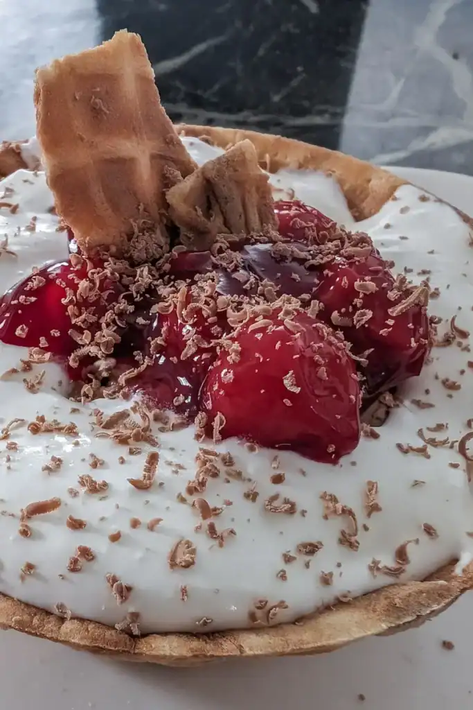 no bake chocolate cherry cheesecake waffles bowls (4)