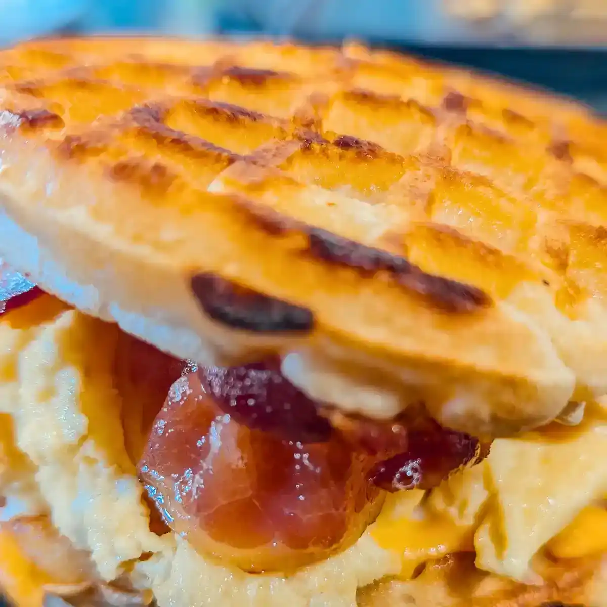 How to Make a Waffle Breakfast Sandwich: Easy, Tasty, and Quick!