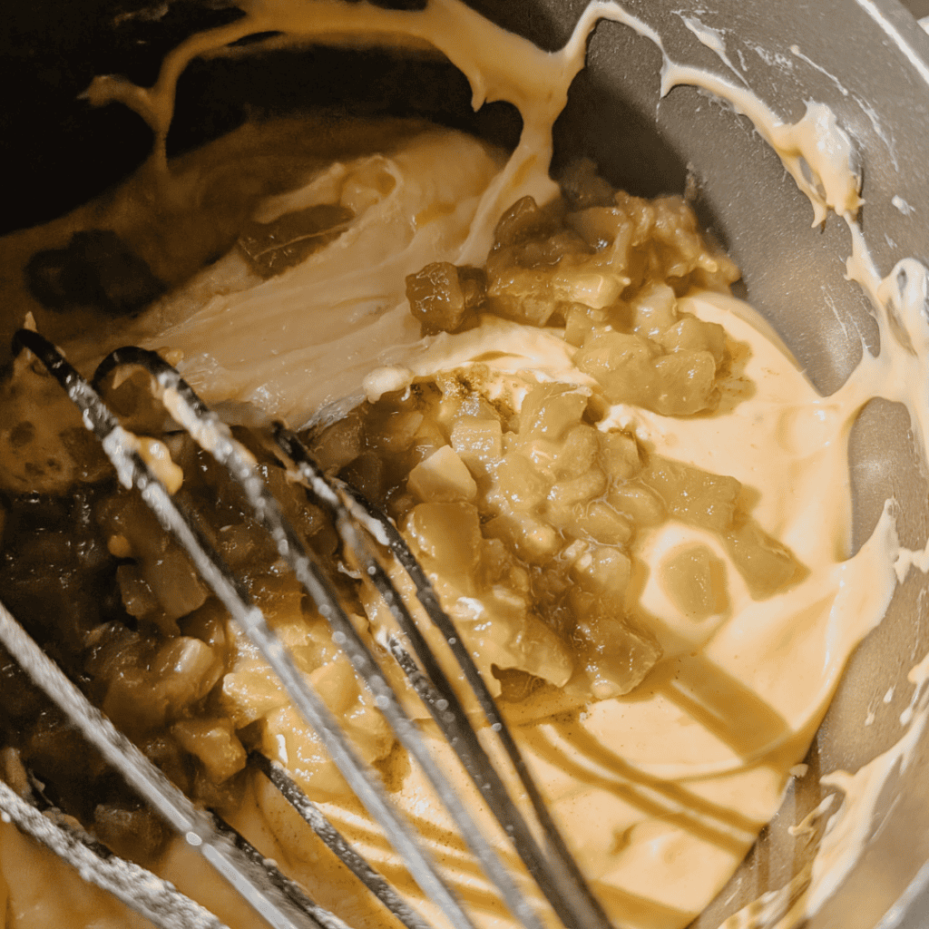 Creamy cheddar cheese sauce for burgers and sandwiches.